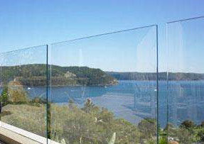 Krzywa / płaskie laminowane szkło bezpieczne Minimalna wielkość 250 Mm-350 Mm Solid Structure